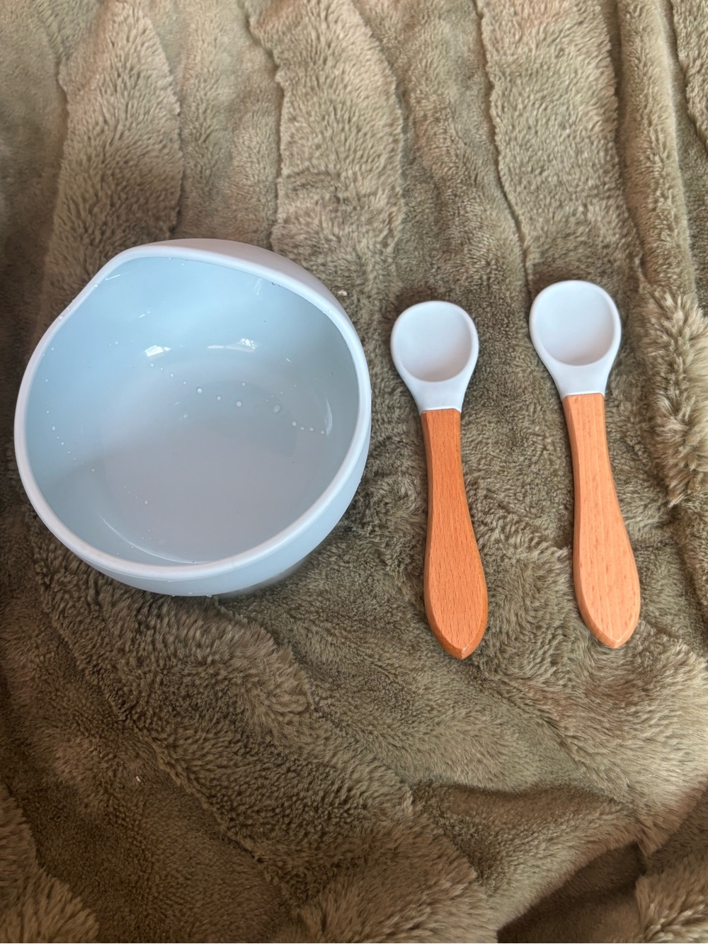 Like new Baby Feeding Bowl and Spoon Set (2) with Wood-Color Handles